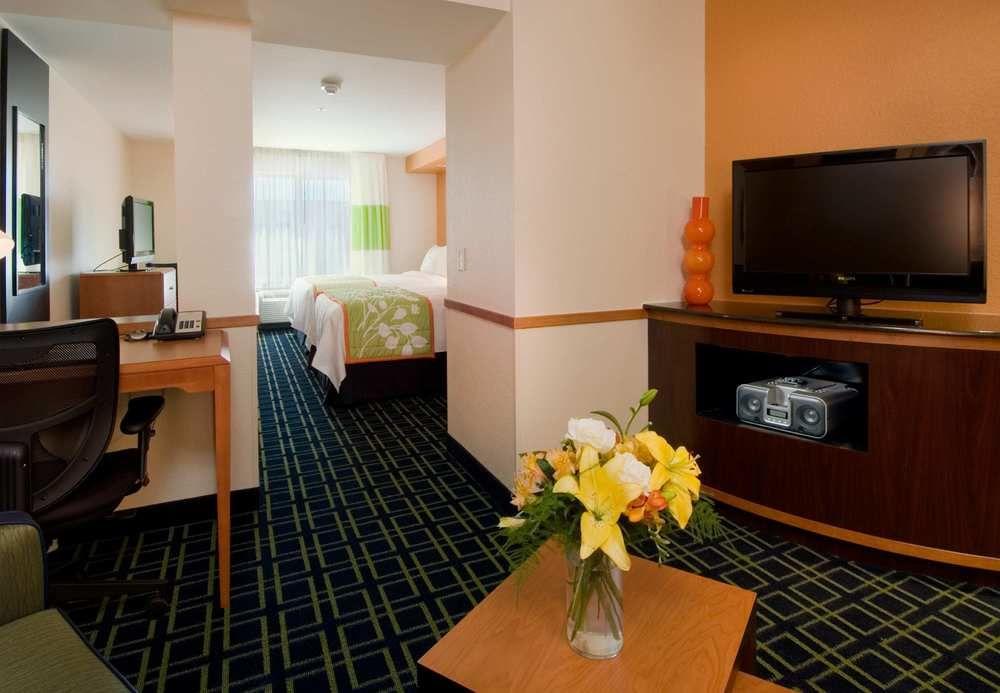 Fairfield Inn & Suites By Marriott Austin Parmer Tech Ridge Екстериор снимка