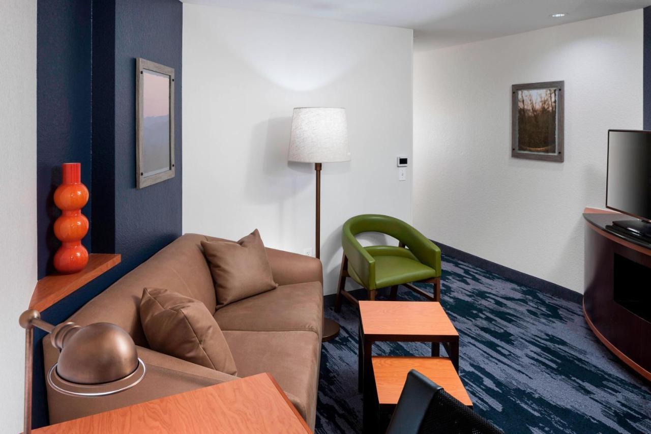 Fairfield Inn & Suites By Marriott Austin Parmer Tech Ridge Екстериор снимка